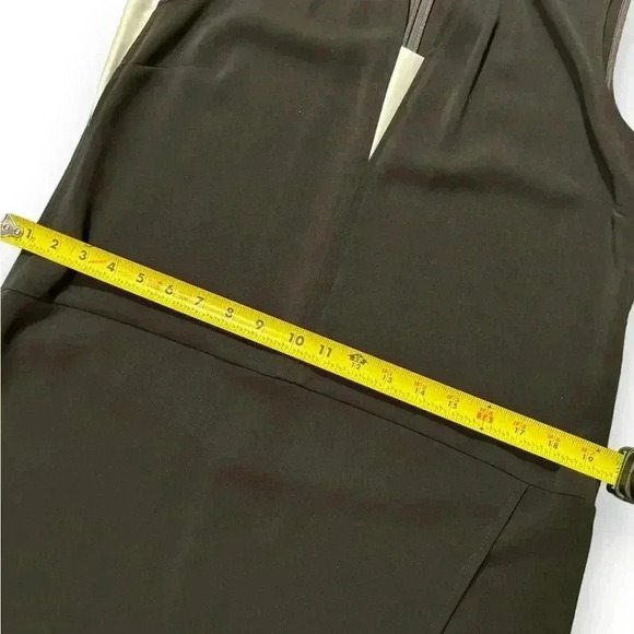 Women's BR Monogram sleeveless cutout sheath dress in black/white size 10 - Picture 10 of 15